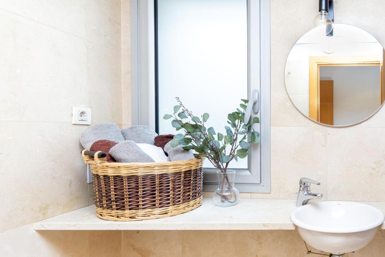 Enjoy Apartments Maria II Barcelona Exterior photo