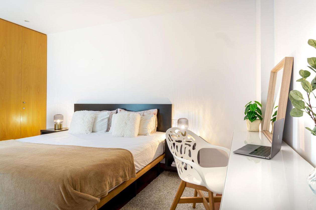 Enjoy Apartments Maria II Barcelona Exterior photo